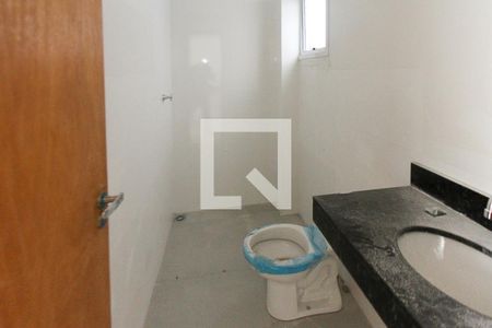 Banheiro de apartamento para alugar com 1 quarto, 32m² em Vila Paulo Silas, São Paulo