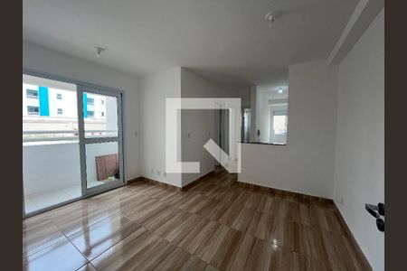 Sala de apartamento para alugar com 2 quartos, 46m² em Parque Santa Rosa, Suzano