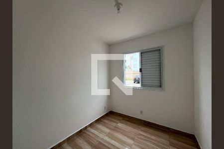 Quarto 1 de apartamento para alugar com 2 quartos, 46m² em Parque Santa Rosa, Suzano