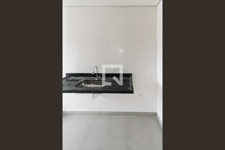 Cozinha de apartamento para alugar com 1 quarto, 32m² em Vila Paulo Silas, São Paulo