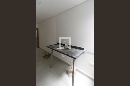 Cozinha de apartamento para alugar com 1 quarto, 32m² em Vila Paulo Silas, São Paulo