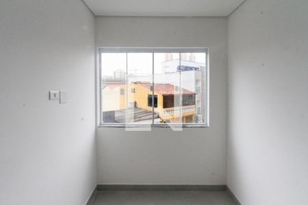 Sala/Cozinha de apartamento para alugar com 1 quarto, 32m² em Vila Paulo Silas, São Paulo