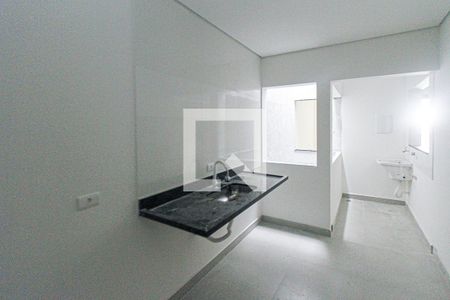 Cozinha de apartamento para alugar com 1 quarto, 32m² em Vila Paulo Silas, São Paulo