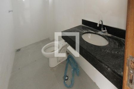 Banheiro de apartamento para alugar com 1 quarto, 32m² em Vila Paulo Silas, São Paulo