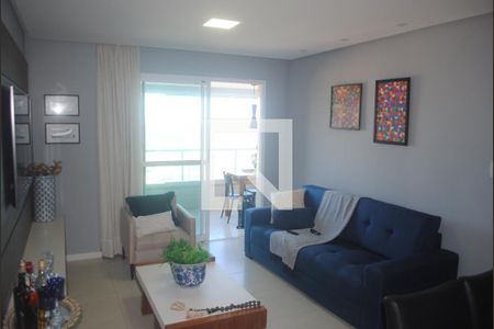 Sala  de apartamento para alugar com 2 quartos, 76m² em Pituaçu, Salvador