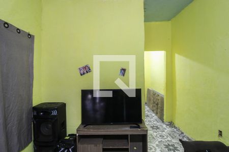 Sala de casa para alugar com 2 quartos, 50m² em Nova Piam, Belford Roxo