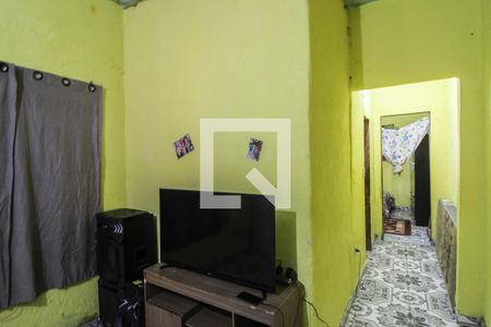 Sala de casa para alugar com 2 quartos, 50m² em Nova Piam, Belford Roxo