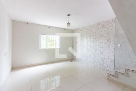 Sala de casa para alugar com 3 quartos, 150m² em Umuarama, Osasco