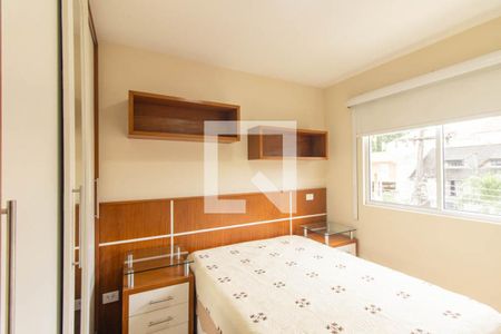 Quarto 1 Suite de apartamento para alugar com 2 quartos, 69m² em Vila Izabel, Curitiba