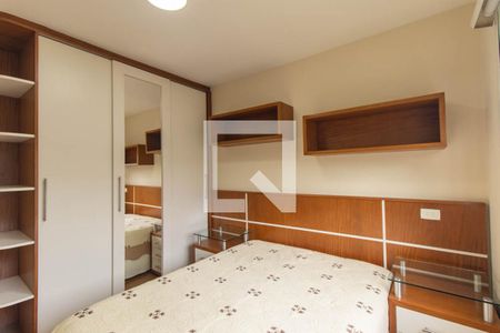 Quarto 1 Suite de apartamento para alugar com 2 quartos, 69m² em Vila Izabel, Curitiba