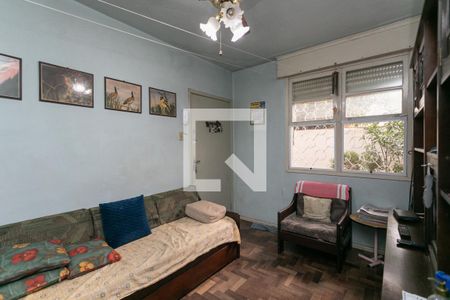 Sala de apartamento à venda com 3 quartos, 63m² em Santa Maria Goretti, Porto Alegre