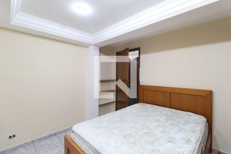 Quarto 1 de casa para alugar com 4 quartos, 240m² em Vila Sabrina, São Paulo