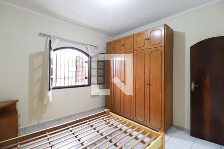 Quarto 2 de casa para alugar com 4 quartos, 240m² em Vila Sabrina, São Paulo