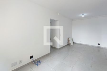 Sala de apartamento para alugar com 3 quartos, 59m² em Jardim do Lago Continuacao, Campinas