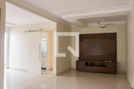 Sala de casa de condomínio para alugar com 2 quartos, 150m² em Jardim Interlagos, Ribeirão Preto