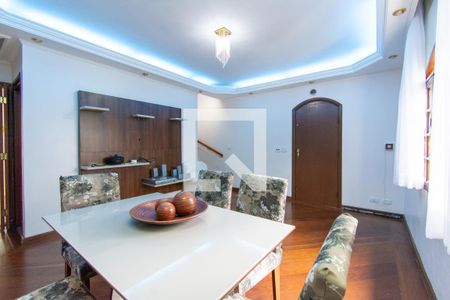 Sala de casa para alugar com 2 quartos, 200m² em Jardim Vila Galvao, Guarulhos