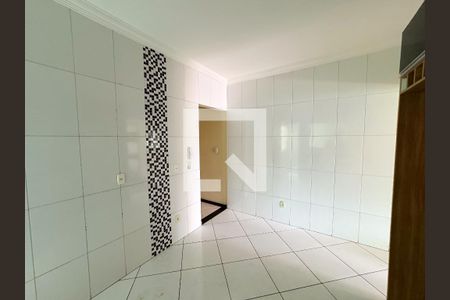 Casa à venda com 3 quartos, 191m² em Novo Eldorado, Contagem