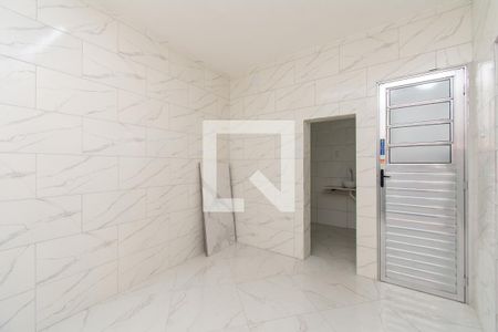 Sala/Cozinha de casa para alugar com 2 quartos, 50m² em Vila Capitao Rabelo, Guarulhos