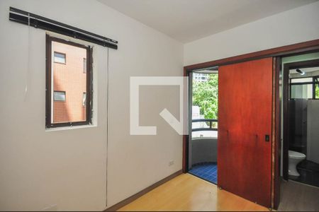 Quarto de apartamento à venda com 1 quarto, 30m² em Vila Suzana, São Paulo