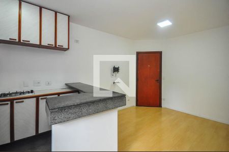 Sala de apartamento à venda com 1 quarto, 30m² em Vila Suzana, São Paulo