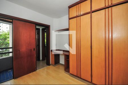 Quarto de apartamento à venda com 1 quarto, 30m² em Vila Suzana, São Paulo