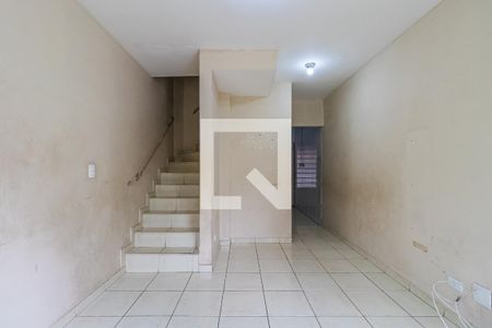 Sala de casa de condomínio à venda com 2 quartos, 62m² em Jardim Regina Alice, Barueri