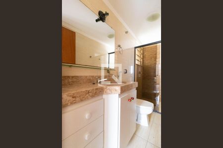 Apartamento à venda com 60m², 2 quartos e 1 vaga Apartamento à venda com 60m², 2 quartos e 1 vagaBanheiro