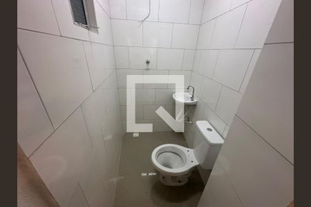 Banheiro de casa para alugar com 1 quarto, 30m² em Vila Capitao Rabelo, Guarulhos