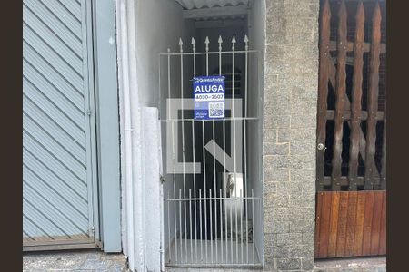 Placa de casa para alugar com 1 quarto, 30m² em Vila Capitao Rabelo, Guarulhos