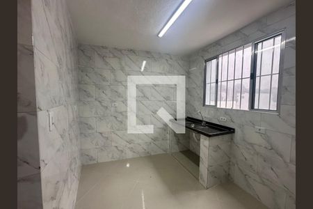 Cozinha de casa para alugar com 1 quarto, 30m² em Vila Capitao Rabelo, Guarulhos