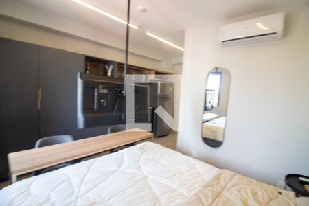 Sala / Quarto - Studio de kitnet/studio para alugar com 1 quarto, 25m² em Santo Amaro, São Paulo