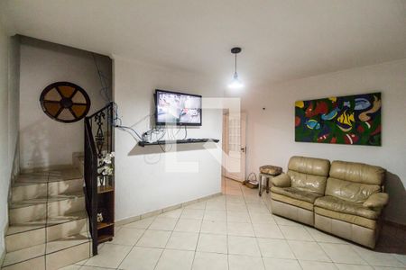 Sala de casa para alugar com 4 quartos, 180m² em Parque Jandaia, Carapicuíba