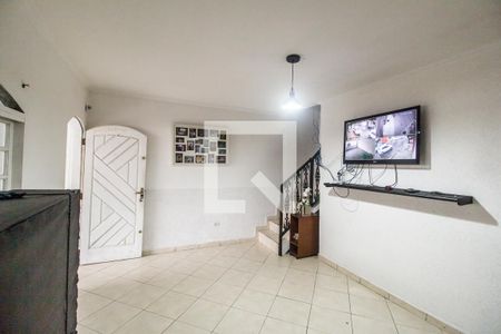 Sala de casa para alugar com 4 quartos, 180m² em Parque Jandaia, Carapicuíba