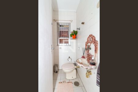 Lavabo de casa para alugar com 4 quartos, 350m² em Lapa, São Paulo