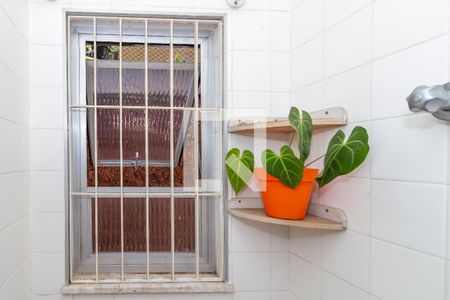 Lavabo de casa para alugar com 4 quartos, 350m² em Lapa, São Paulo