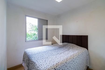 Quarto 1 de apartamento para alugar com 2 quartos, 46m² em Parque Munhoz, São Paulo