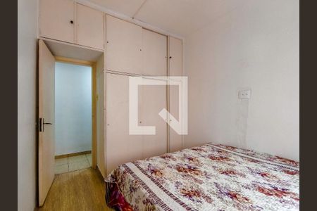 Quarto 1 de apartamento para alugar com 2 quartos, 50m² em Grajaú, Rio de Janeiro