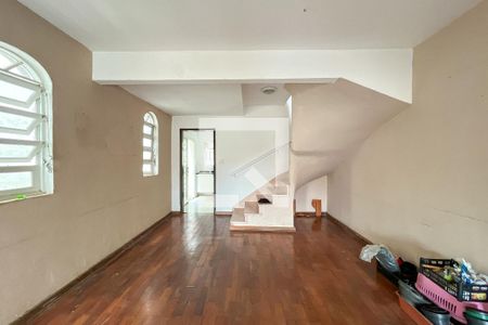 Sala de casa à venda com 2 quartos, 132m² em Vila Bonilha, São Paulo