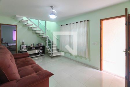 Sala de casa à venda com 3 quartos, 150m² em Vila Darli, São Paulo