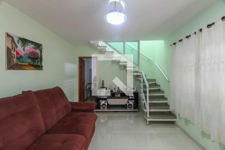 Sala de casa à venda com 3 quartos, 150m² em Vila Darli, São Paulo