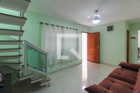 Sala de casa à venda com 3 quartos, 150m² em Vila Darli, São Paulo