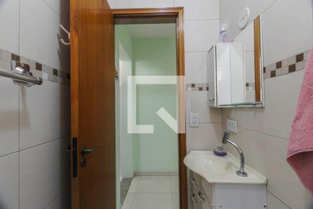 Lavabo de casa à venda com 3 quartos, 150m² em Vila Darli, São Paulo