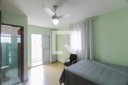 Suite 1 de casa à venda com 3 quartos, 150m² em Vila Darli, São Paulo