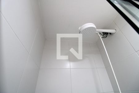 Banheiro de apartamento para alugar com 1 quarto, 29m² em Jardim Prudência, São Paulo