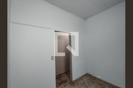 Quarto 2 de casa para alugar com 2 quartos, 68m² em Vila Santa Margarida, Ferraz de Vasconcelos