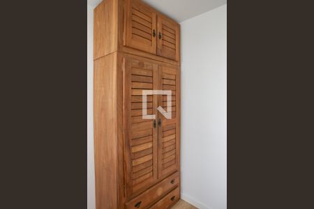 Quarto 2 de apartamento para alugar com 2 quartos, 43m² em Barra Funda, São Paulo