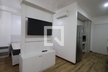 Sala/ cozinha  de kitnet/studio à venda com 1 quarto, 98m² em Marechal Rondon, Canoas