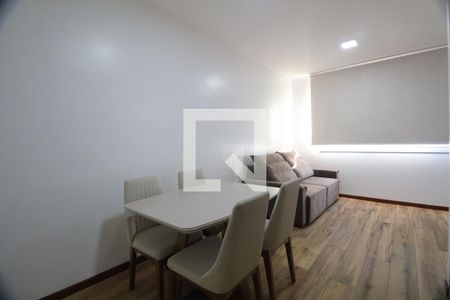 Sala/ cozinha  de kitnet/studio à venda com 1 quarto, 98m² em Marechal Rondon, Canoas