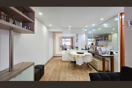 Sala de apartamento à venda com 3 quartos, 74m² em Vila Sofia, São Paulo