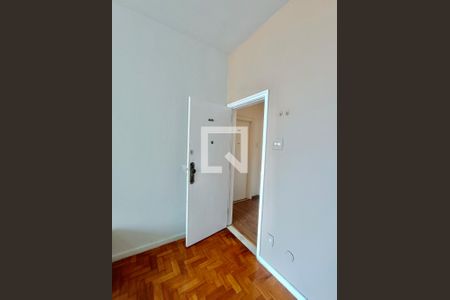 Sala de apartamento à venda com 2 quartos, 70m² em Copacabana, Rio de Janeiro